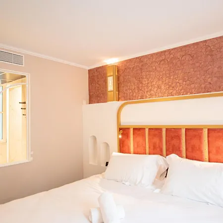 Hotell Bohem, Sacre-coeur Paris