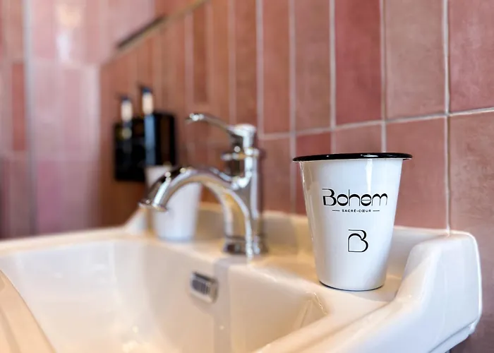 Bohem, Sacre-coeur Hotel 4*